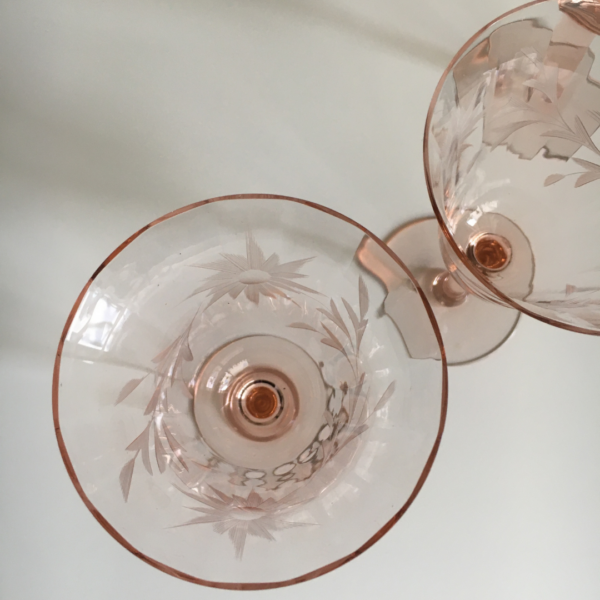 Flower Embossed Drank Glasses - Image 5